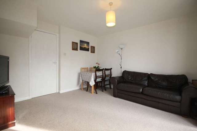  Image of 2 Bedroom Terraced for sale at Buckingham Drive Aylestone Leicester, LE2 8PY