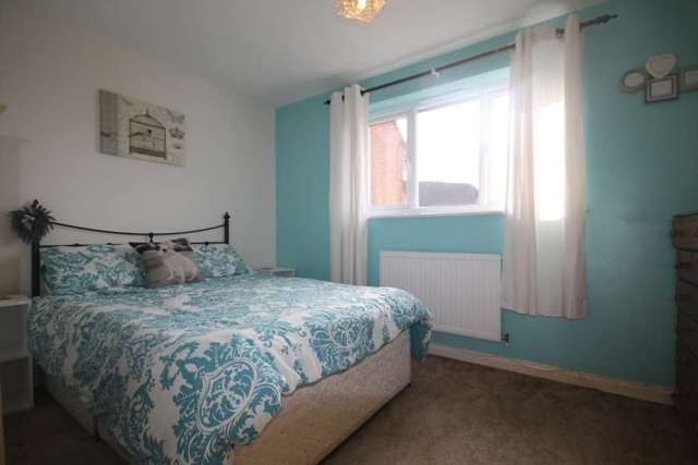  Image of 2 Bedroom Terraced for sale at Buckingham Drive Aylestone Leicester, LE2 8PY