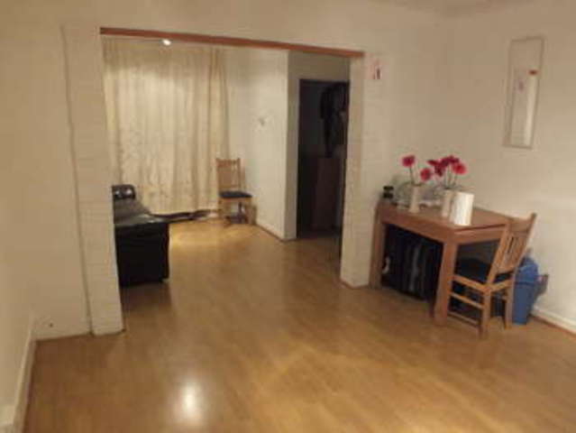  Image of 3 Bedroom Terraced to rent at Reading Berkshire Reading, RG1 8ET