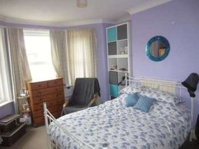  Image of 3 Bedroom Semi-Detached for sale at Shelbourne Road Charminster Bournemouth, BH8 8QZ
