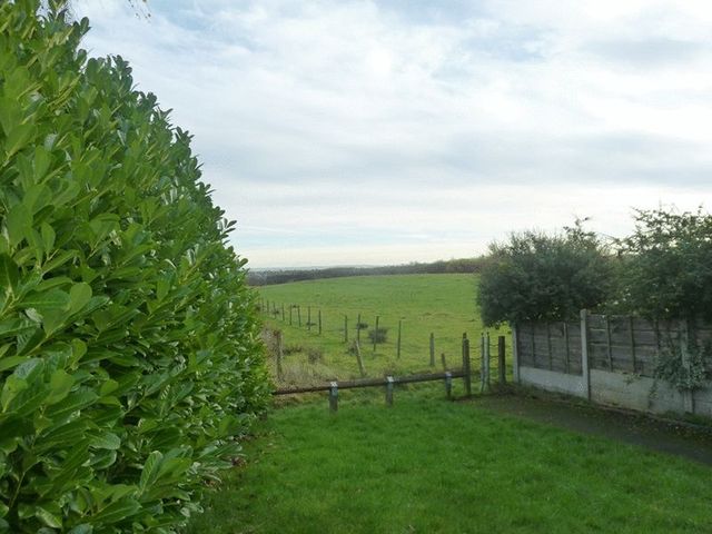  Image of 2 Bedroom Semi-Detached for sale at Chestnut Fold  Radcliffe, M26 4SX