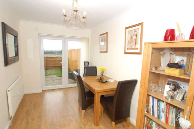  Image of 3 Bedroom Terraced for sale at Oak End Way  Chinnor, OX39 4JJ