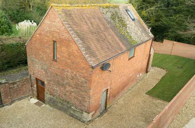  Image of 3 Bedroom Detached to rent at Church End Twyning Tewkesbury, GL20 6DA