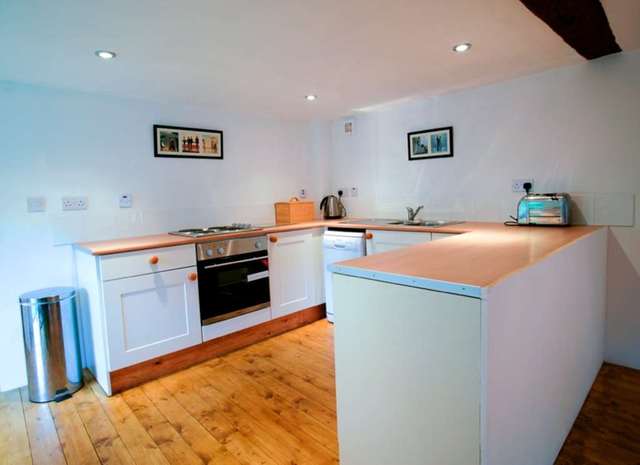  Image of 3 Bedroom Detached to rent at Church End Twyning Tewkesbury, GL20 6DA