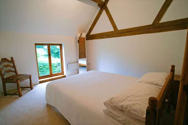  Image of 3 Bedroom Detached to rent at Church End Twyning Tewkesbury, GL20 6DA