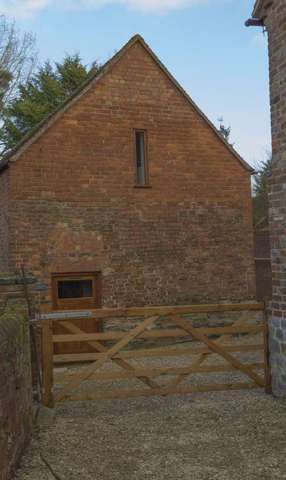  Image of 3 Bedroom Detached to rent at Church End Twyning Tewkesbury, GL20 6DA