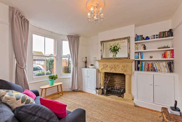  Image of 3 Bedroom Detached for sale at Clarence Road  Berkhamsted, HP4 3BQ