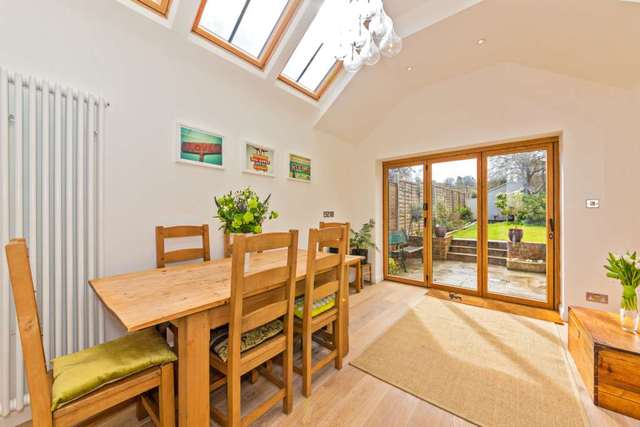  Image of 3 Bedroom Detached for sale at Clarence Road  Berkhamsted, HP4 3BQ