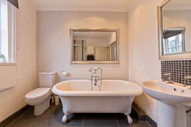  Image of 3 Bedroom Detached for sale at Clarence Road  Berkhamsted, HP4 3BQ