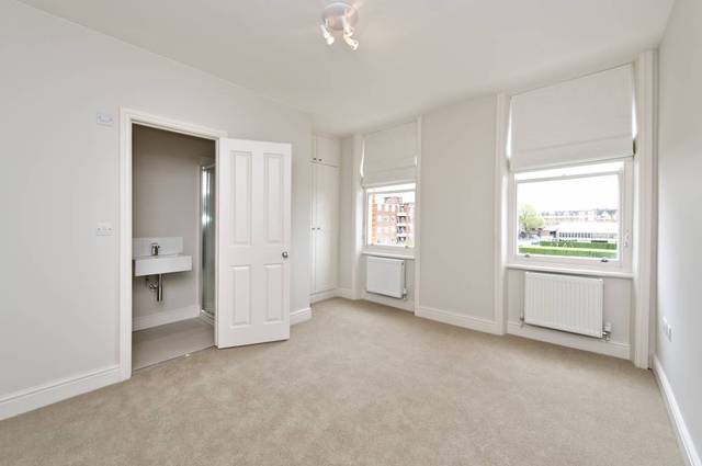  Image of 1 Bedroom Flat to rent at Comeragh Road  London, W14 9HS