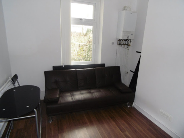  Image of 1 Bedroom Property to rent at Constellation Street  Cardiff, CF24 0HJ