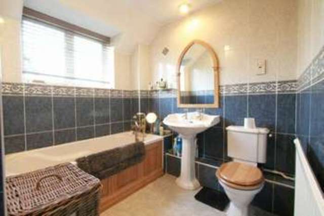  Image of 3 Bedroom Detached for sale at Corfe Castle, BH20 5HG