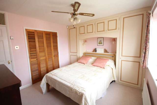  Image of 4 Bedroom Detached for sale at Cromhamstone Stone Aylesbury, HP17 8NH