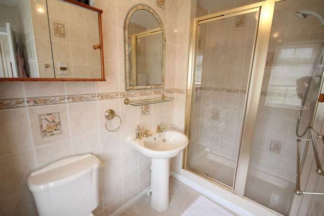  Image of 4 Bedroom Detached for sale at Cromhamstone Stone Aylesbury, HP17 8NH