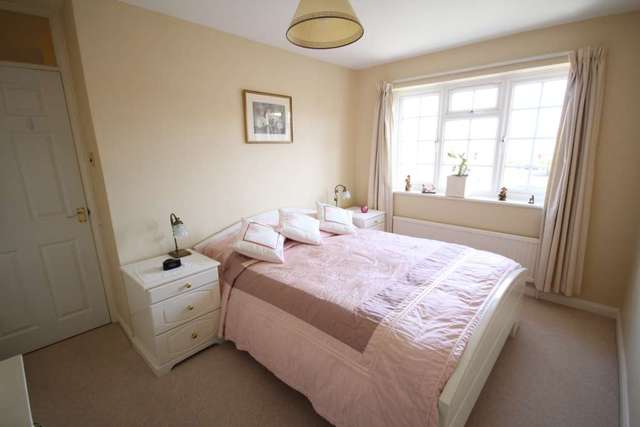  Image of 4 Bedroom Detached for sale at Cromhamstone Stone Aylesbury, HP17 8NH