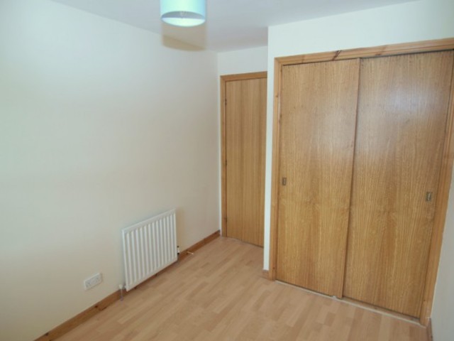  Image of 2 Bedroom Flat to rent at Dunfermline Fife Fife, KY12 9DX