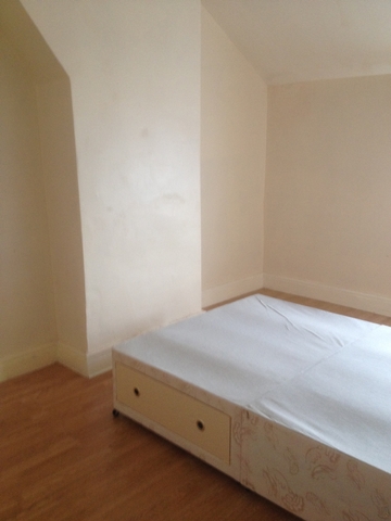  Image of 4 Bedroom Terraced to rent at Deacons Crescent  Doncaster, DN11 0SY