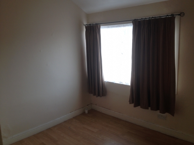  Image of 4 Bedroom Terraced to rent at Deacons Crescent  Doncaster, DN11 0SY