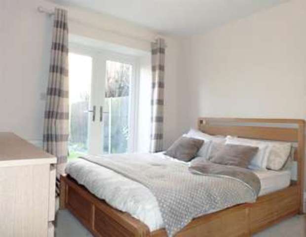  Image of 1 Bedroom Apartment for sale at 118 Kennel Ride Ascot North Ascot, SL5 7GX