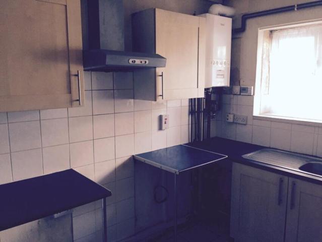  Image of 2 Bedroom Flat to rent at Enfield, EN3 6QL