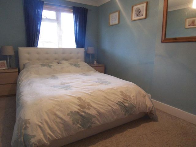  Image of Property for sale at Ermin Walk  Thatcham, RG19 3SD