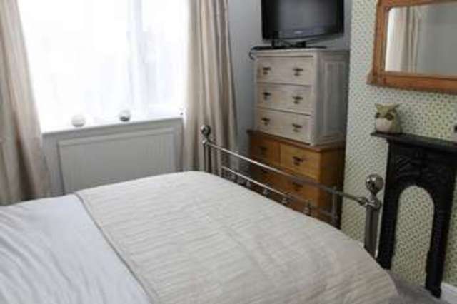  Image of 4 Bedroom Semi-Detached for sale at Hellesdon Norwich Hellesdon, NR6 6SG