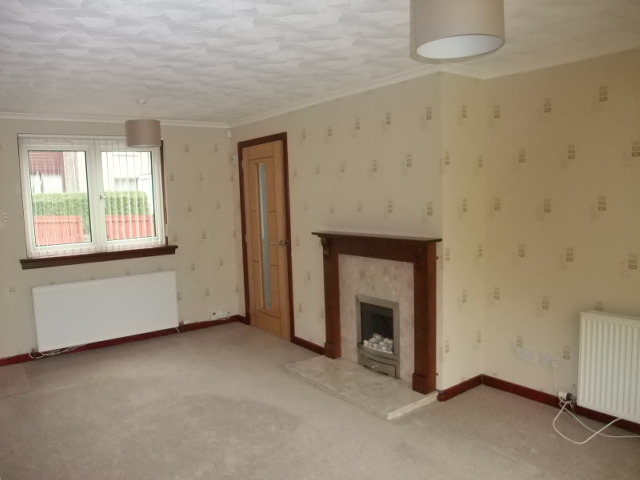  Image of 3 Bedroom Terraced to rent at Glenrothes Fife Fife, KY6 2JX