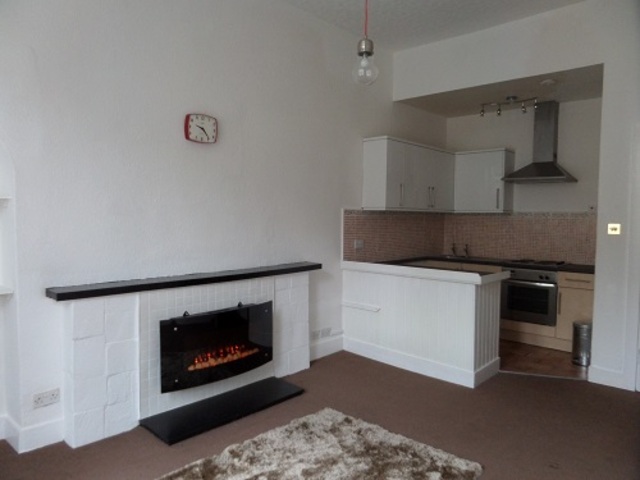  Image of 2 Bedroom Flat to rent at Polwarth Edinburgh Edinburgh, EH11 1DD
