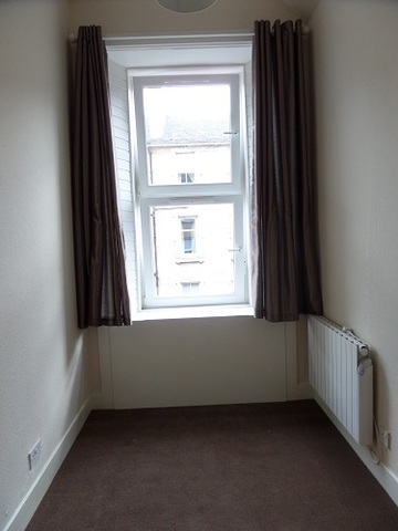  Image of 2 Bedroom Flat to rent at Polwarth Edinburgh Edinburgh, EH11 1DD