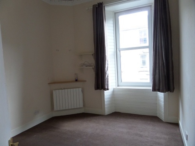  Image of 2 Bedroom Flat to rent at Polwarth Edinburgh Edinburgh, EH11 1DD