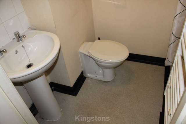  Image of 1 Bedroom Apartment to rent at Gwennyth Street Cathays Cardiff, CF24 4PH