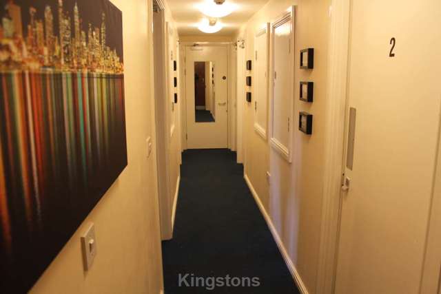  Image of 1 Bedroom Apartment to rent at Gwennyth Street Cathays Cardiff, CF24 4PH