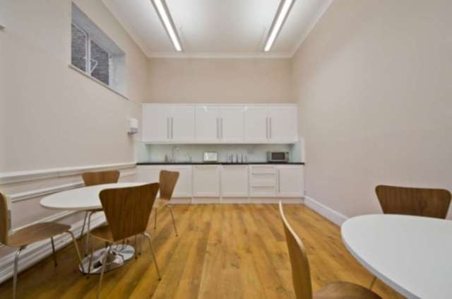  Image of Detached to rent at Oxford Circus W1S London, W1S 1JB