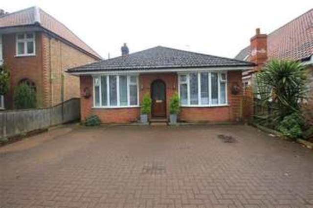  Image of 3 Bedroom Bungalow for sale at Rushmere St Andrew, IP4 5RR