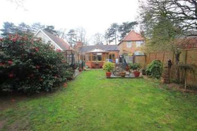  Image of 3 Bedroom Bungalow for sale at Rushmere St Andrew, IP4 5RR