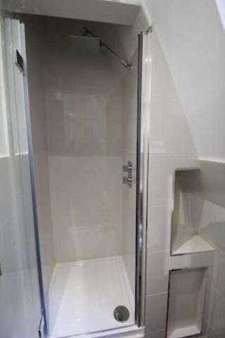  Image of 1 Bedroom Flat to rent at London WC1V 6RD Holborn, WC1V 6RD
