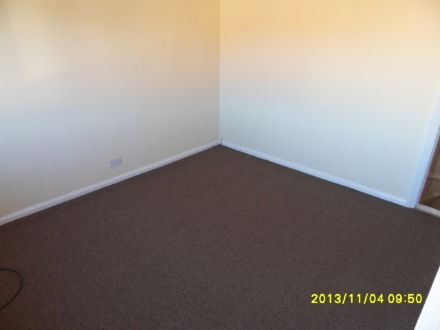  Image of 2 Bedroom Terraced to rent at Hunt Lane  Doncaster, DN5 9SF