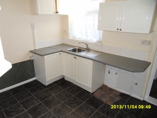  Image of 2 Bedroom Terraced to rent at Hunt Lane  Doncaster, DN5 9SF