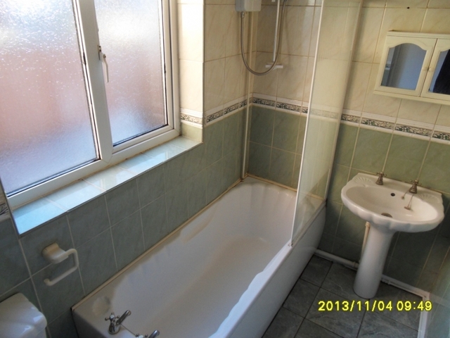  Image of 2 Bedroom Terraced to rent at Hunt Lane  Doncaster, DN5 9SF