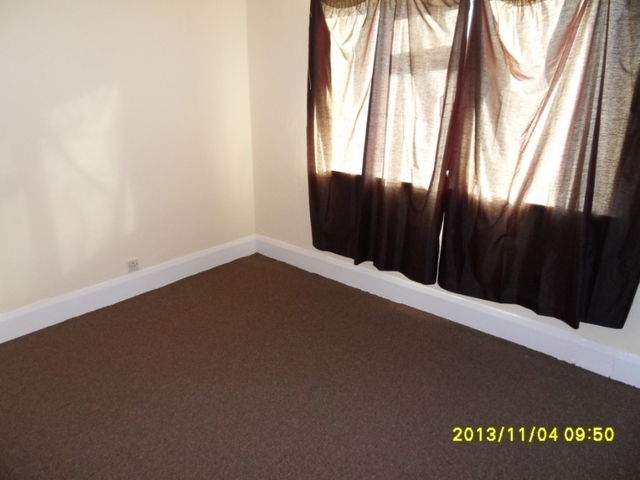 Image of 2 Bedroom Terraced to rent at Hunt Lane  Doncaster, DN5 9SF