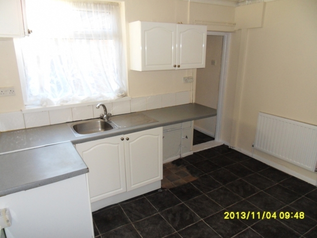  Image of 2 Bedroom Terraced to rent at Hunt Lane  Doncaster, DN5 9SF