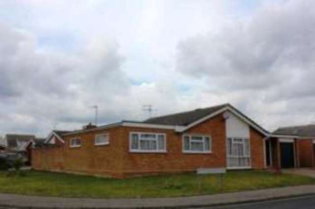  Image of 4 Bedroom Bungalow for sale at Ipswich Suffolk Chantry, IP2 9DT