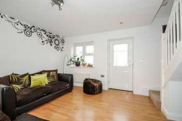  Image of 3 Bedroom Terraced for sale at Watford, WD19 6HL