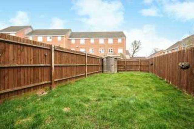  Image of 3 Bedroom Terraced for sale at Watford, WD19 6HL