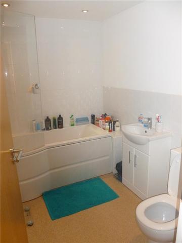  Image of 2 Bedroom Flat to rent at Bathgate West Lothian West Lothian, EH48 4GU