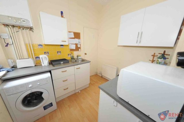  Image of 2 Bedroom Flat to rent at King John Terrace Heaton Byker, NE6 5XY