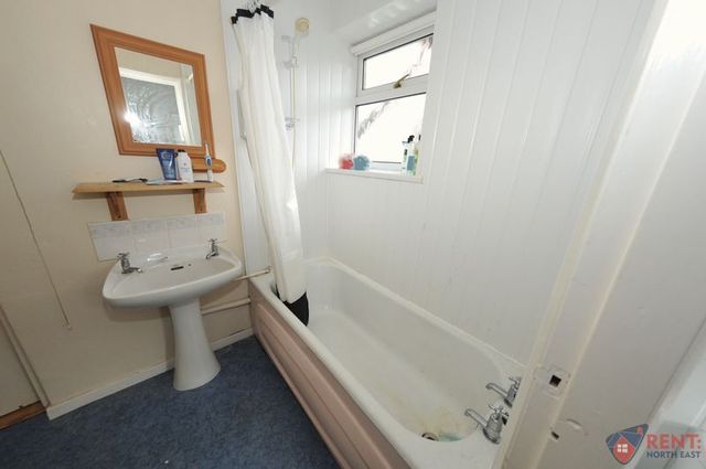  Image of 2 Bedroom Flat to rent at King John Terrace Heaton Byker, NE6 5XY