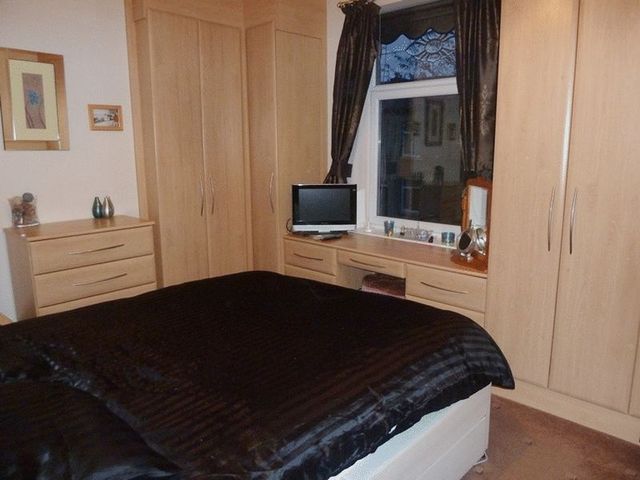  Image of 2 Bedroom Terraced for sale at Lathom Street  Bury, BL9 6LX