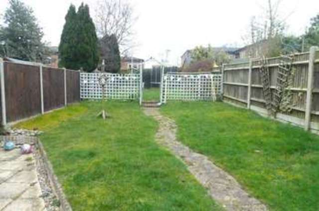  Image of 3 Bedroom Detached to rent at Lowestoft, NR33 0NF