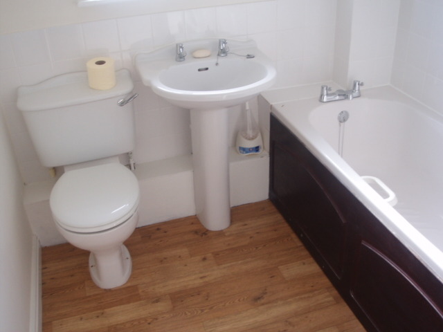  Image of 2 Bedroom Apartment to rent at Victoria Dock  Hull, HU9 1QH